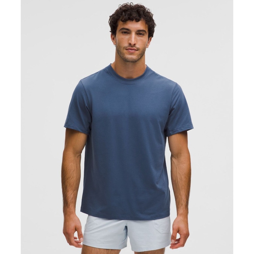 097-Lululemon-Zeroed In Short-Sleeve Shirt Blue Twill